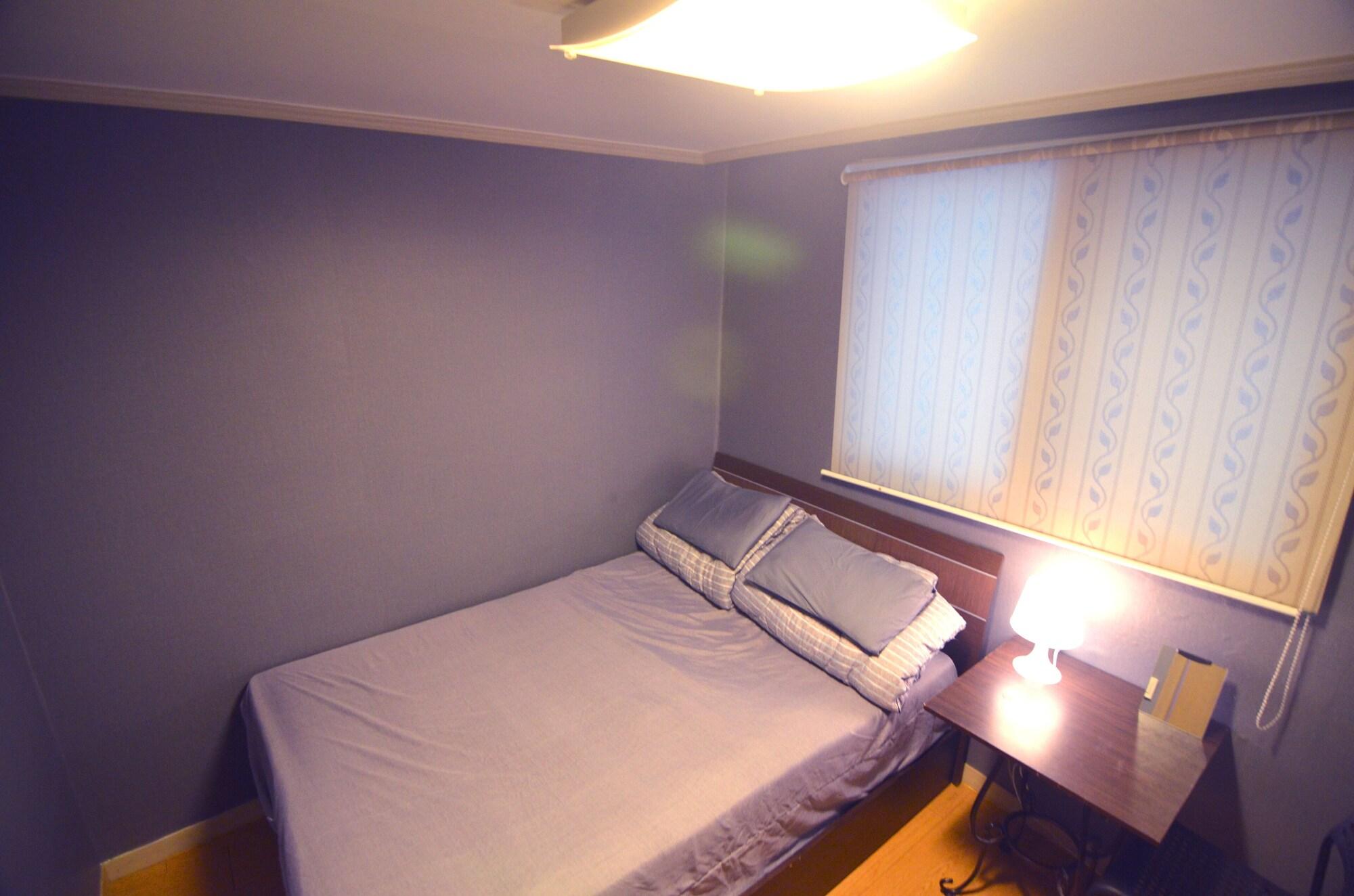 Kimchee Hongdae Guesthouse Сеул Екстер'єр фото