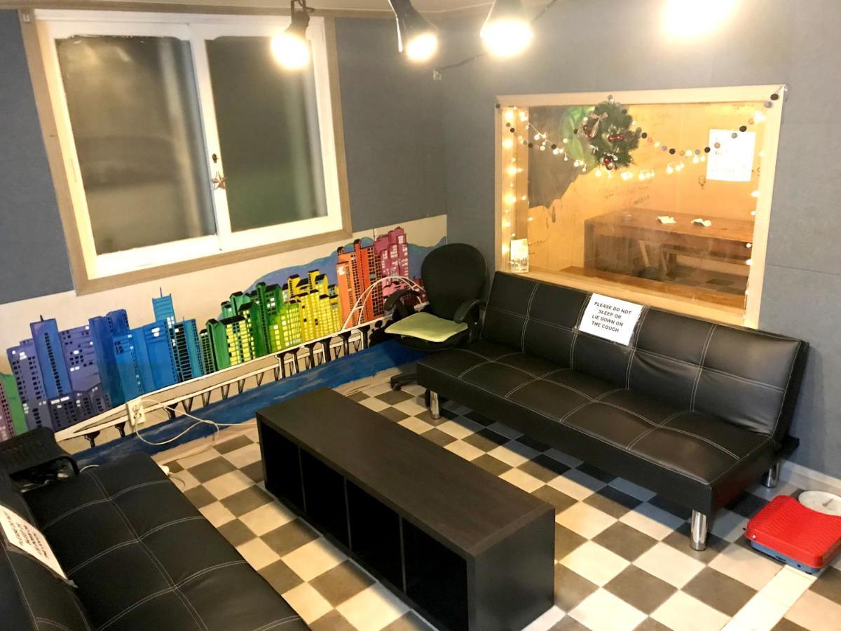 Kimchee Hongdae Guesthouse Сеул Екстер'єр фото
